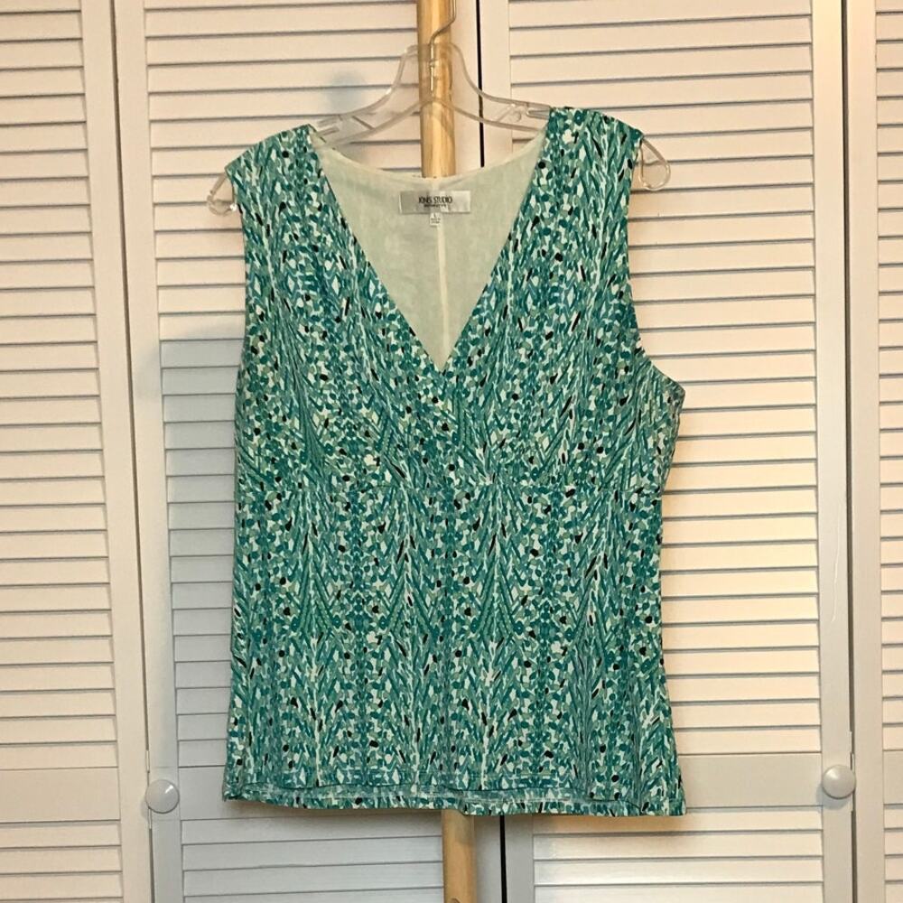 Jones Studio Faux-wrap V-neck Sleeveless Empire Waist Blouse Women L